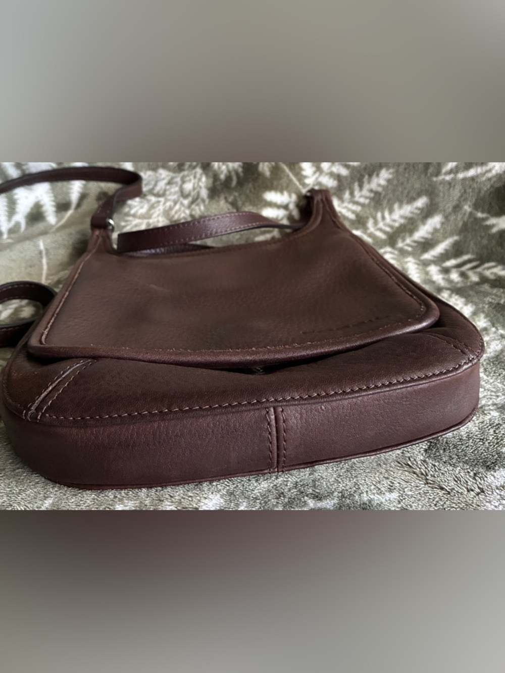 Fossil Brown Pebbled Leather Crossbody Bag - Picture 9 of 9